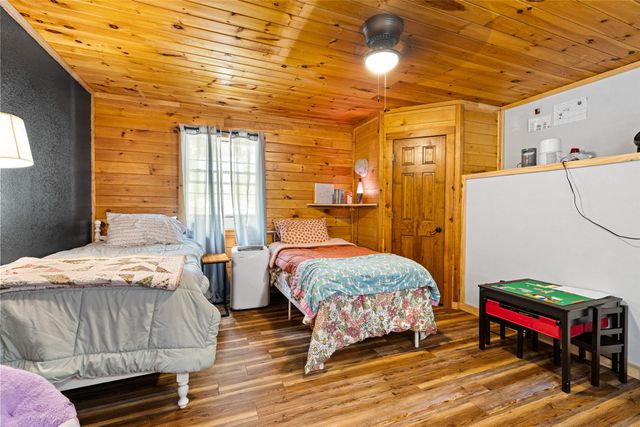 113 Dearing Creek Rd, Gladewater, TX 75647