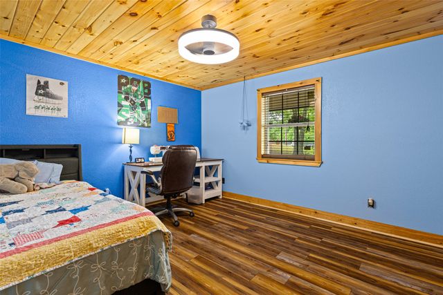 113 Dearing Creek Rd, Gladewater, TX 75647