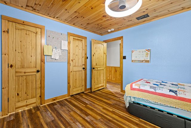 113 Dearing Creek Rd, Gladewater, TX 75647