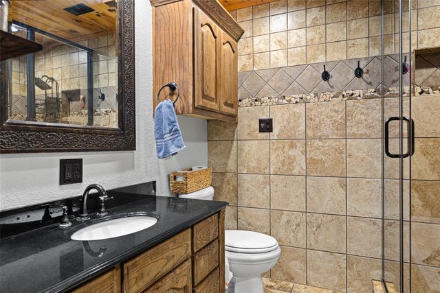 113 Dearing Creek Rd, Gladewater, TX 75647