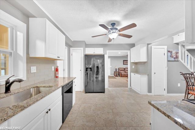 38750 Pineridge Street, Harrison Twp, MI 48045