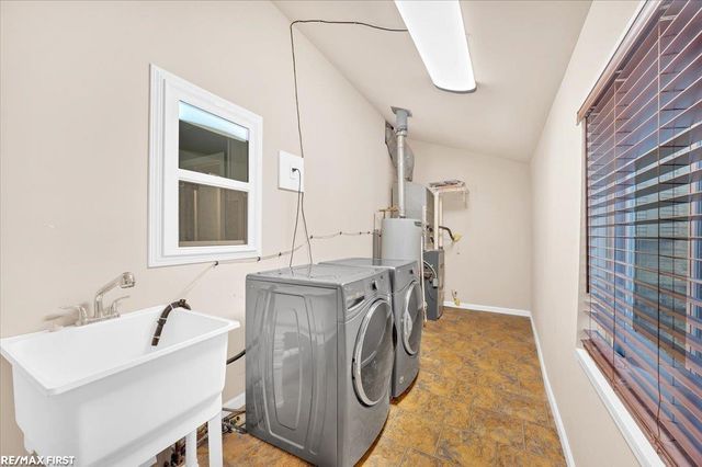 38750 Pineridge Street, Harrison Twp, MI 48045