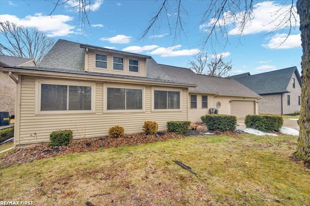 38750 Pineridge Street, Harrison Twp, MI 48045