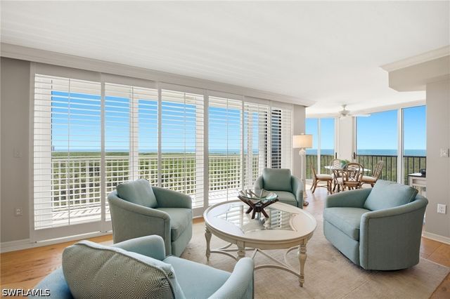 6361 Pelican Bay BLVD 802, Naples, FL 34108