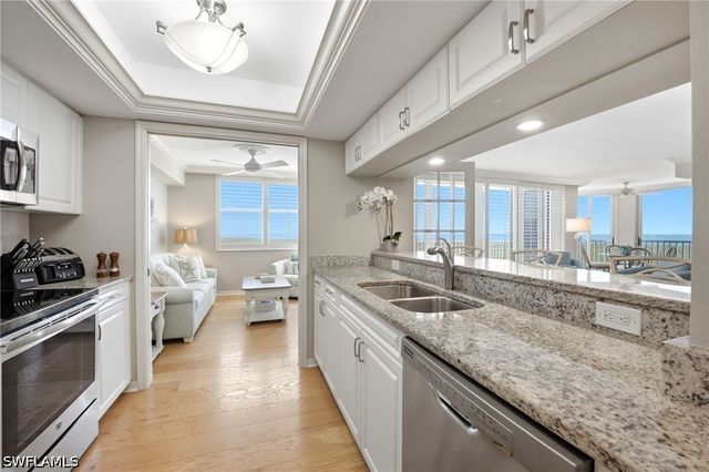 6361 Pelican Bay BLVD 802, Naples, FL 34108
