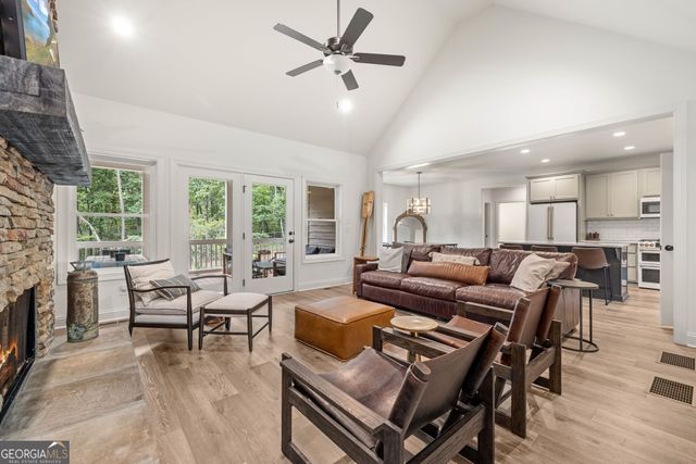 373 McIntosh Road, Clarkesville, GA 30523