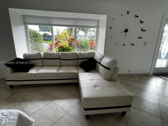 3324 Lakeview Blvd, Delray Beach, FL 33445