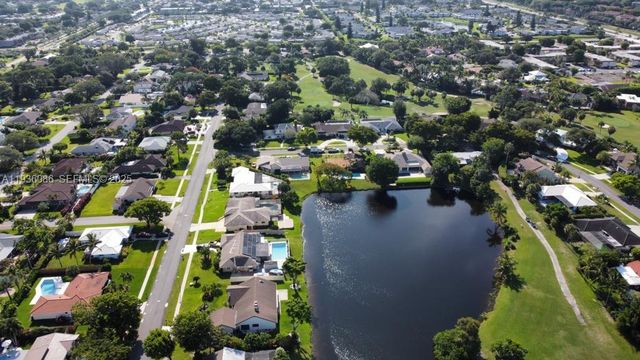 3324 Lakeview Blvd, Delray Beach, FL 33445