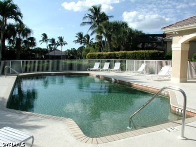 2312 Island Cove CIR, Naples, FL 34109