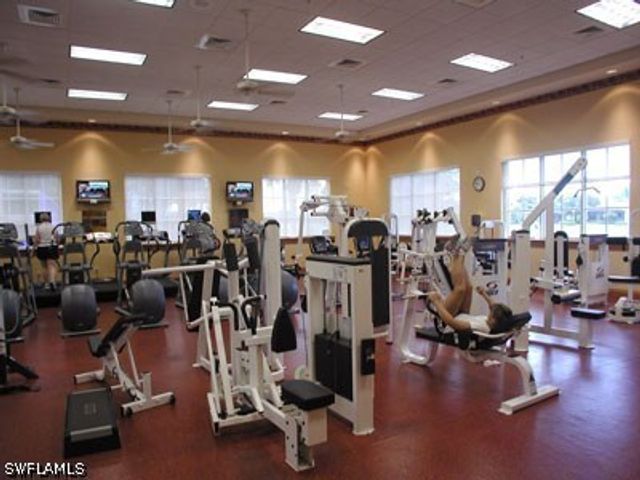 2312 Island Cove CIR, Naples, FL 34109