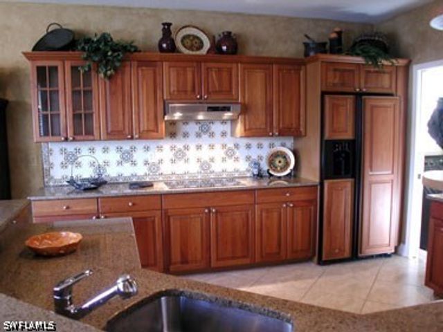2312 Island Cove CIR, Naples, FL 34109