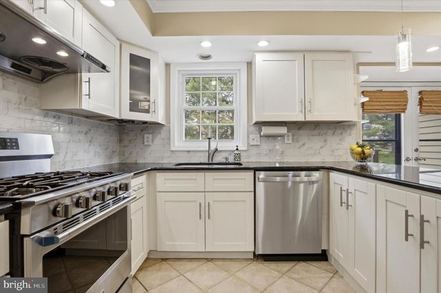 605 SHEPARD DR, Lansdale, PA 19446