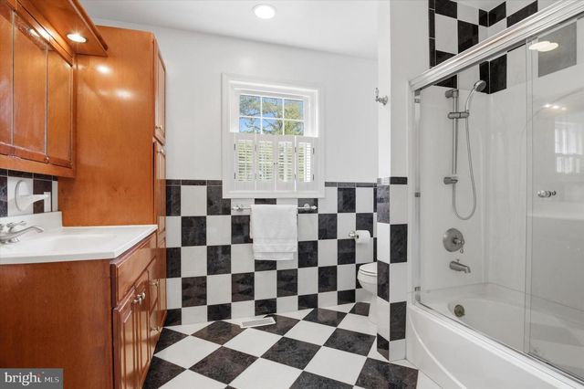 605 SHEPARD DR, Lansdale, PA 19446