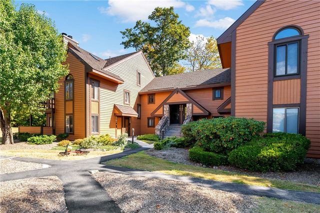 2305 Swiss Mountain Dr, Seven Springs Resort, PA 15622