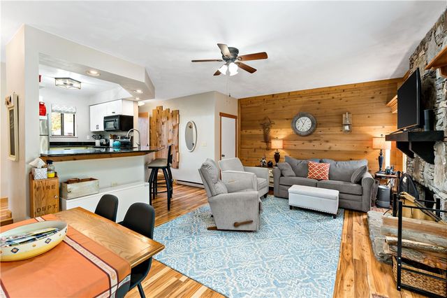 2305 Swiss Mountain Dr, Seven Springs Resort, PA 15622