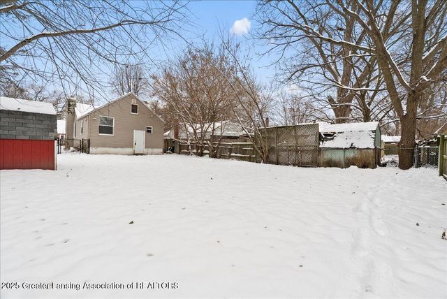 215 Dunlap Street, Lansing, MI 48910