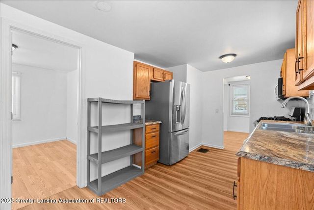 215 Dunlap Street, Lansing, MI 48910