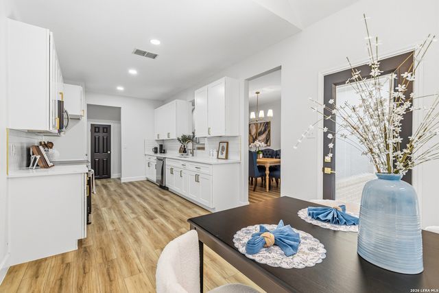 706 Arch Stone, San Antonio, TX 78258