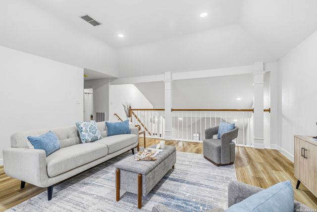 706 Arch Stone, San Antonio, TX 78258