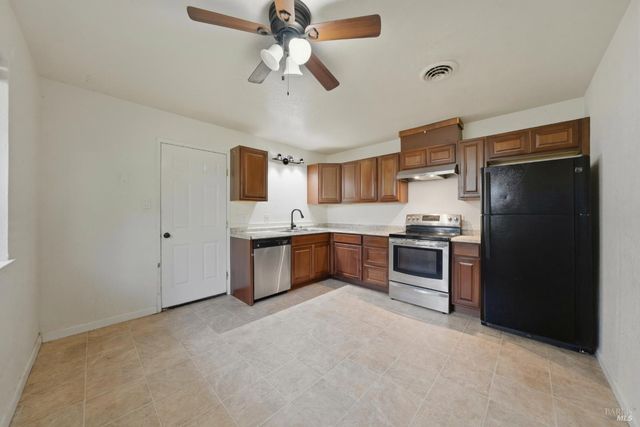 345 Avenue A, Lakeport, CA 95453