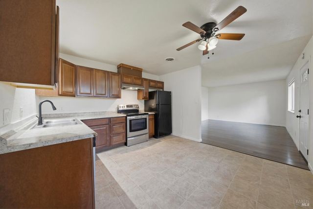 345 Avenue A, Lakeport, CA 95453