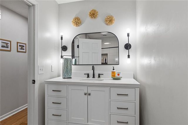 5900 Palomino Drive, St Joseph, MO 64505