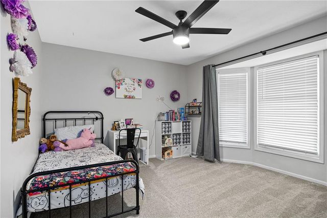 5900 Palomino Drive, St Joseph, MO 64505