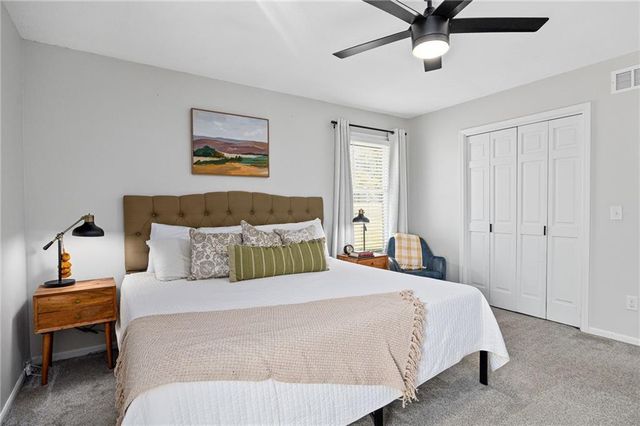 5900 Palomino Drive, St Joseph, MO 64505