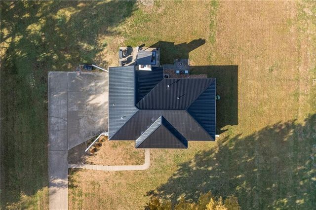 5900 Palomino Drive, St Joseph, MO 64505