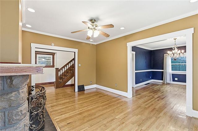 3925 Manheim Road, Kansas City, MO 64110