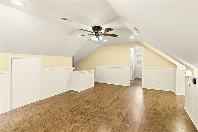 3925 Manheim Road, Kansas City, MO 64110