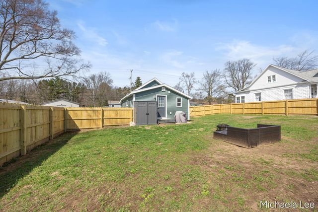 1204 Witham Road, Muskegon, MI 49445