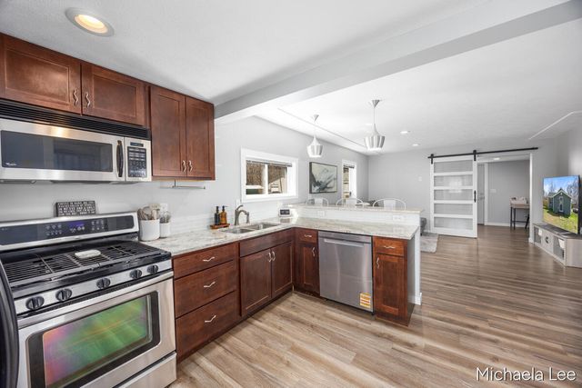 1204 Witham Road, Muskegon, MI 49445