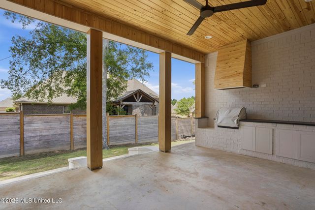 438 Whittington Circle, Madison, MS 39110