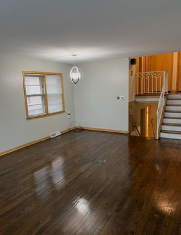 9222 Kildare Avenue, Skokie, IL 60076