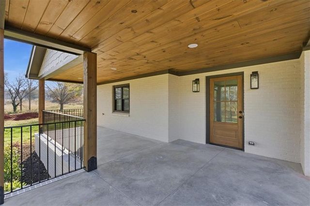 32 Church Street, Taylorsville, GA 30178