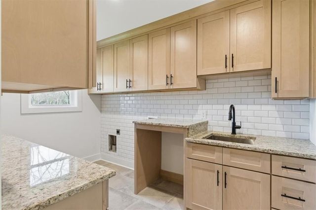 32 Church Street, Taylorsville, GA 30178