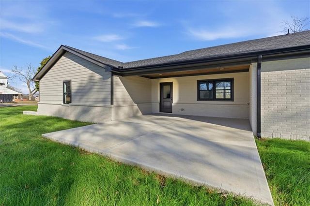 32 Church Street, Taylorsville, GA 30178