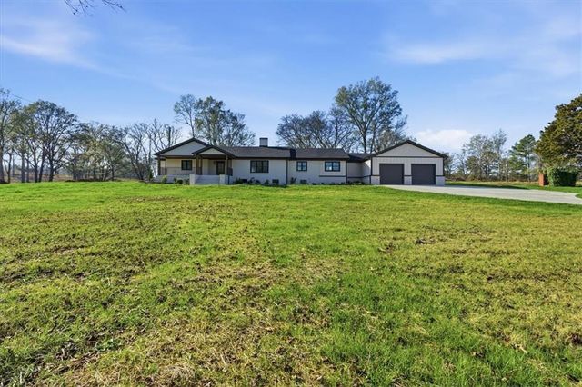 32 Church Street, Taylorsville, GA 30178
