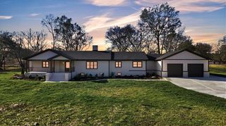 32 Church Street, Taylorsville, GA 30178