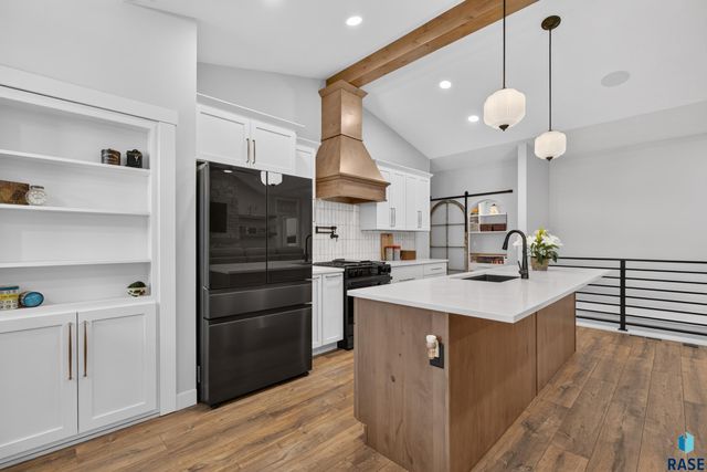 5504 SE Morningside Cir Circle, Sioux Falls, SD 57110