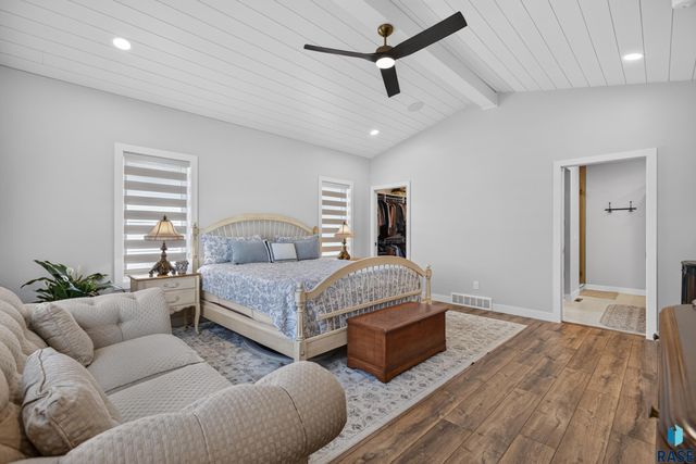 5504 SE Morningside Cir Circle, Sioux Falls, SD 57110
