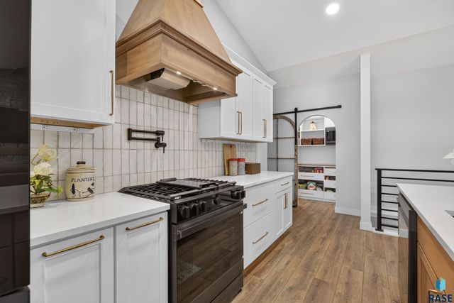 5504 SE Morningside Cir Circle, Sioux Falls, SD 57110