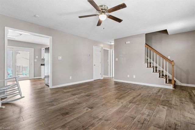 2045 Ardmore Village Lane, Winston-salem, NC 27127