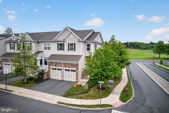 4 BRAEBURN DR, Skillman, NJ 08558