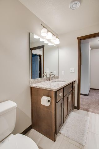 601 27th Avenue W, West Fargo, ND 58078