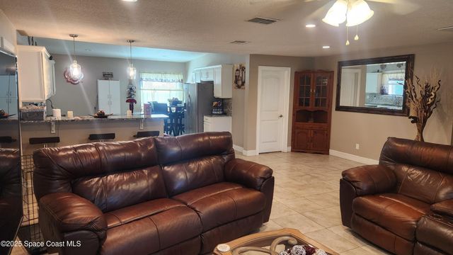 290 SE District Street SE, 12, Palm Bay, FL 32909