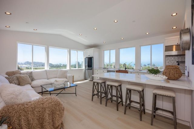 599 Alto Avenue, Half Moon Bay, CA 94019
