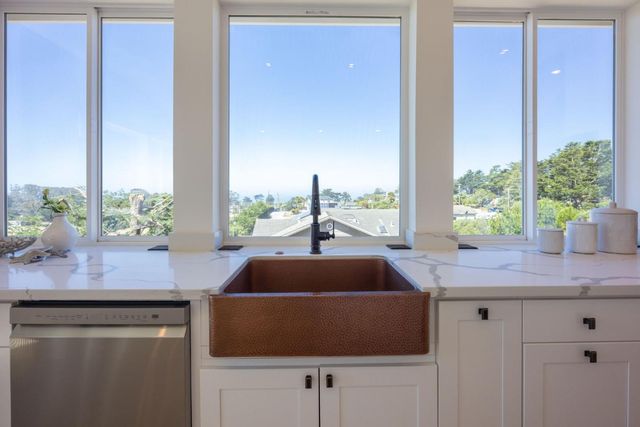 599 Alto Avenue, Half Moon Bay, CA 94019