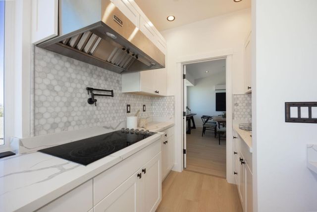 599 Alto Avenue, Half Moon Bay, CA 94019